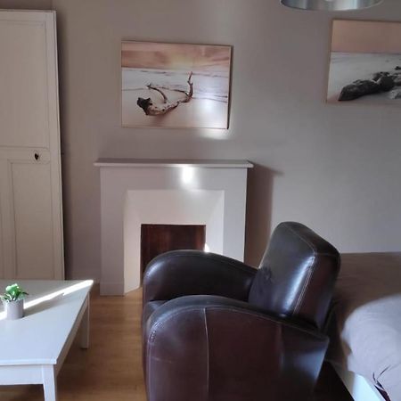 Chambre Privee Tout Confort Conlie Ngoại thất bức ảnh