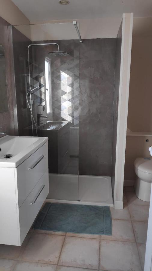 Chambre Privee Tout Confort Conlie Ngoại thất bức ảnh